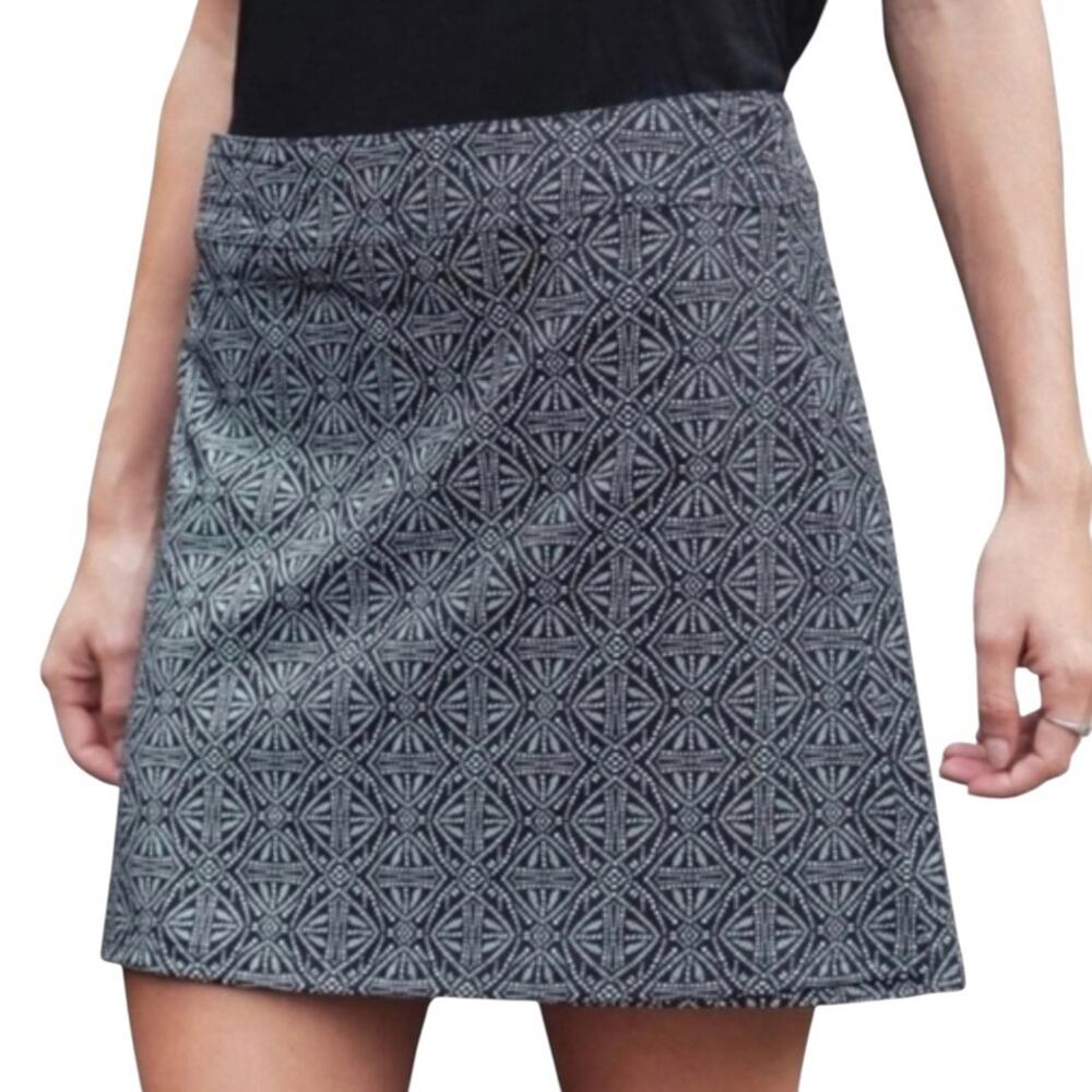 RipSkirt Hawaii Skirt L Length 2 Black Pearl Batik Wrap Coverup Quick Dry Pocket